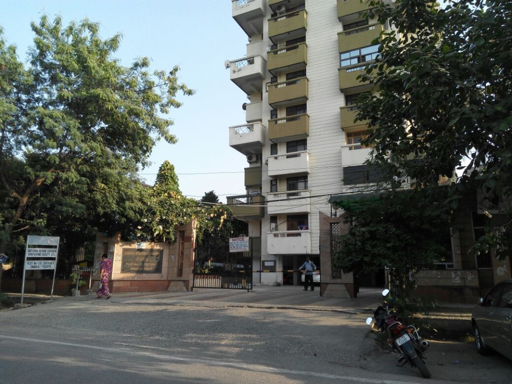 4 bhk flat for sale in Sri Radha Krishna Apartment 